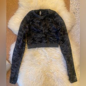 Gymshark Camo Seamless Long Sleeve Crop Top - Black and Gray